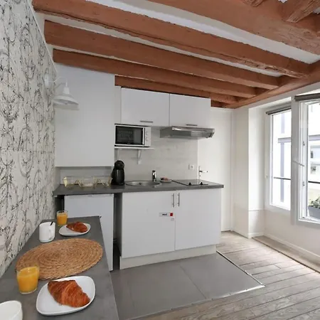 Studio Parisien 20m2 En Face Du Musee Grevin - 2p Apartamento